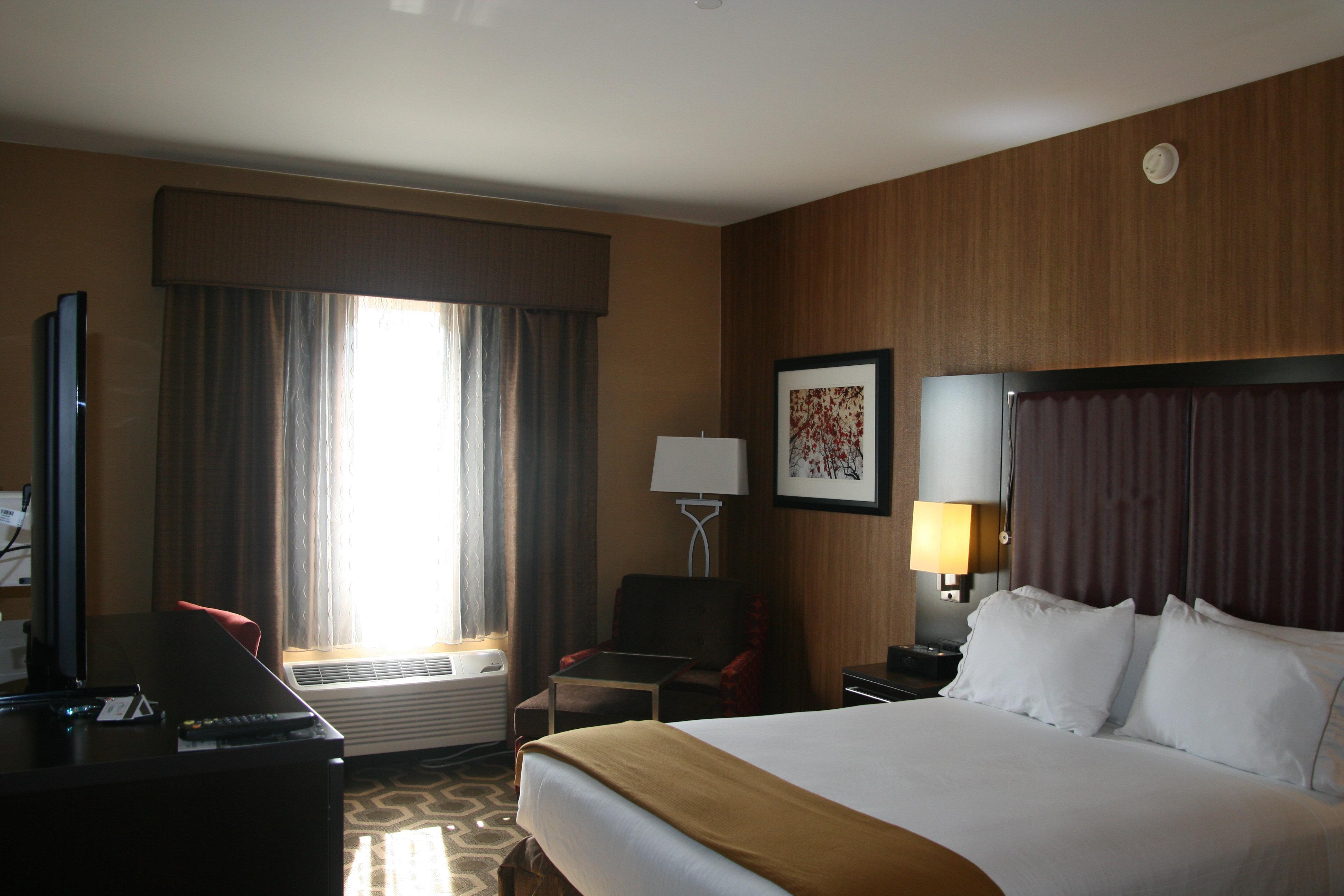 Holiday Inn Express Hotel & Suites Vineland Millville By Ihg Exterior foto