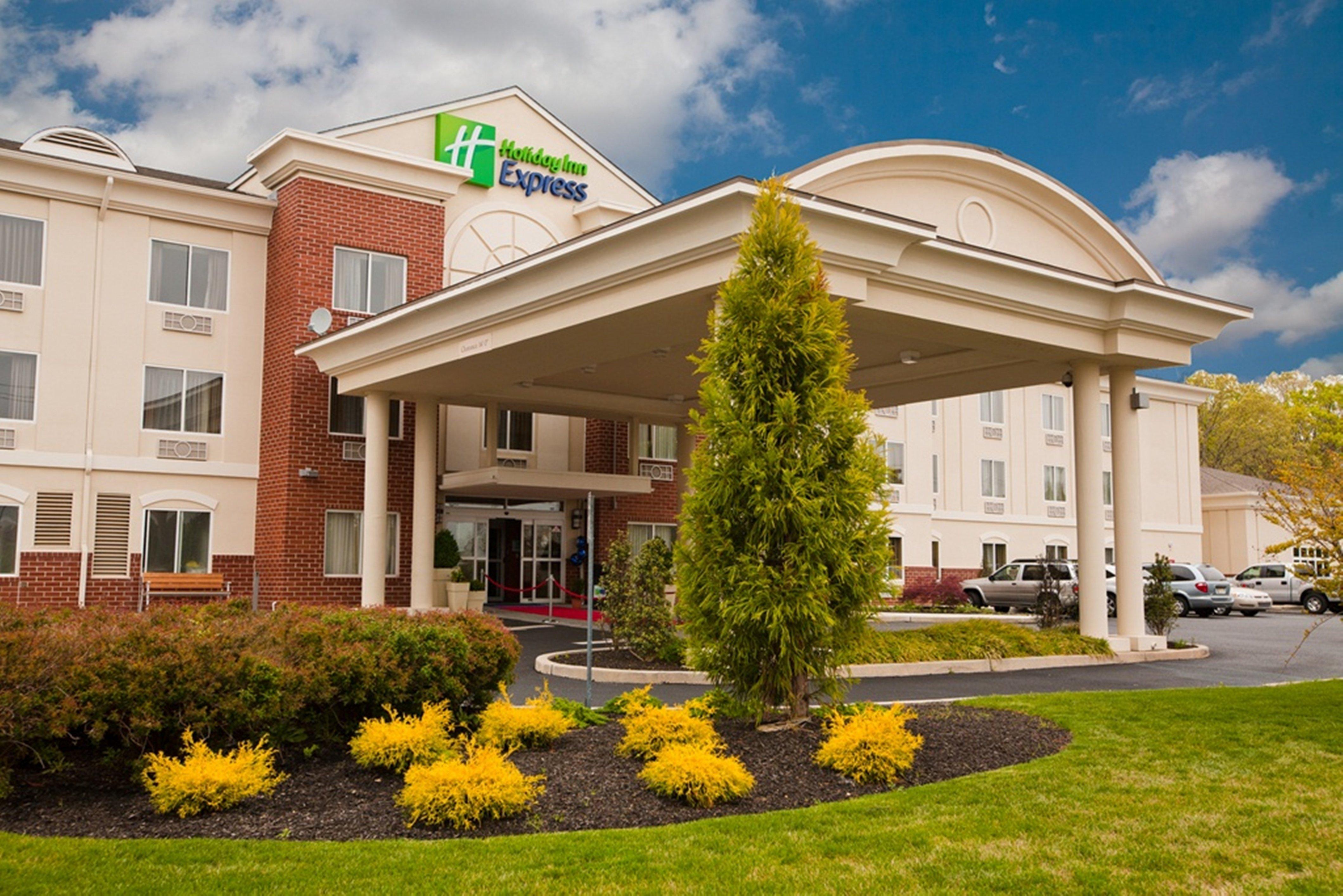 Holiday Inn Express Hotel & Suites Vineland Millville By Ihg Exterior foto